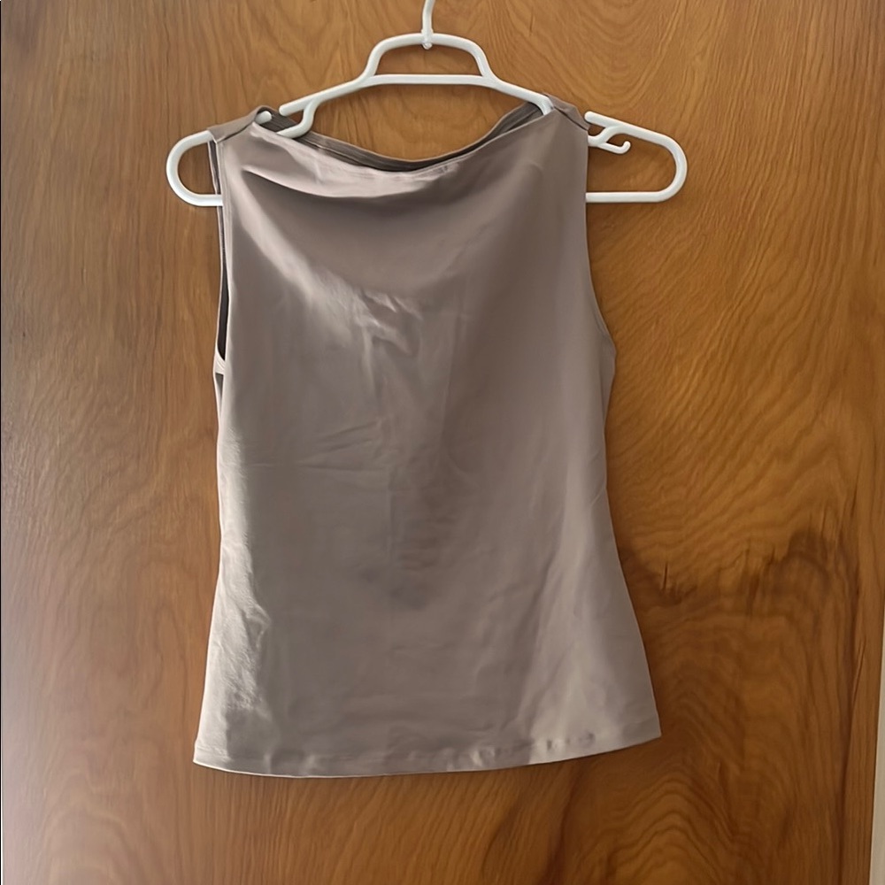 Amazon Gray Fitted Tank Top